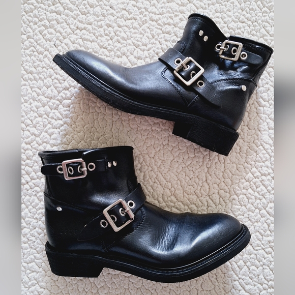 GOLDEN GOOSE Black Leather Biker Low Boots Booties EU 37 US 7 Org $750 - Picture 14 of 15